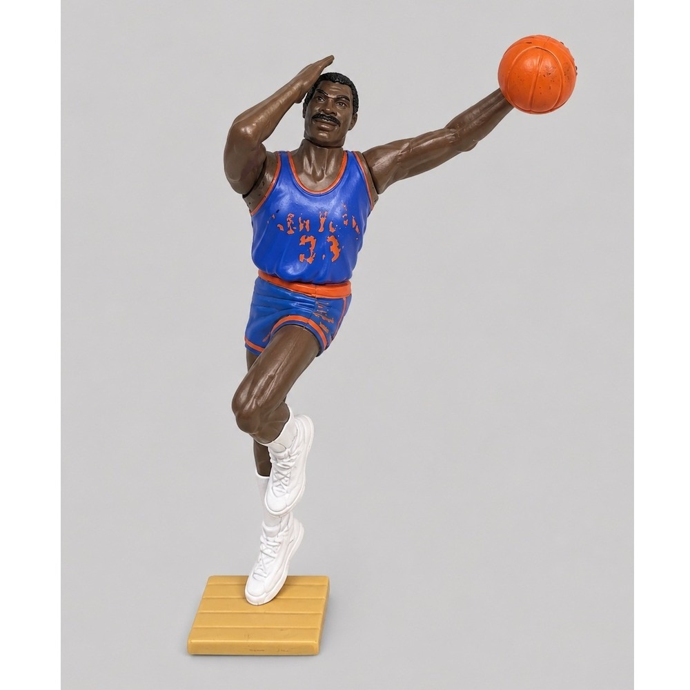 Patrick Ewing New York Knicks Vintage Basketball Action Figure Blue Jersey 33 5"
